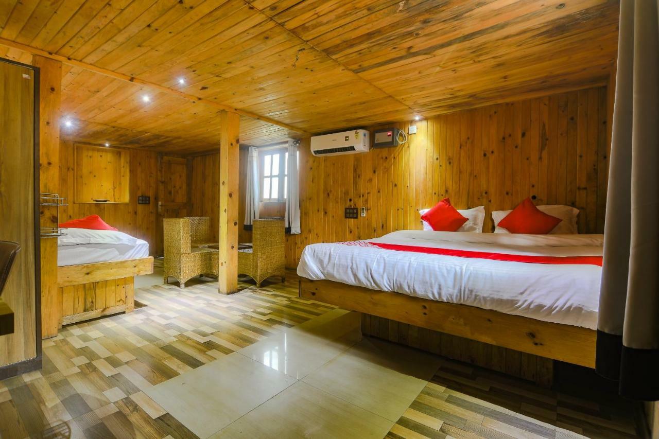 Oyo 36006 Eastern Retreat Hotel Nunmati Buitenkant foto