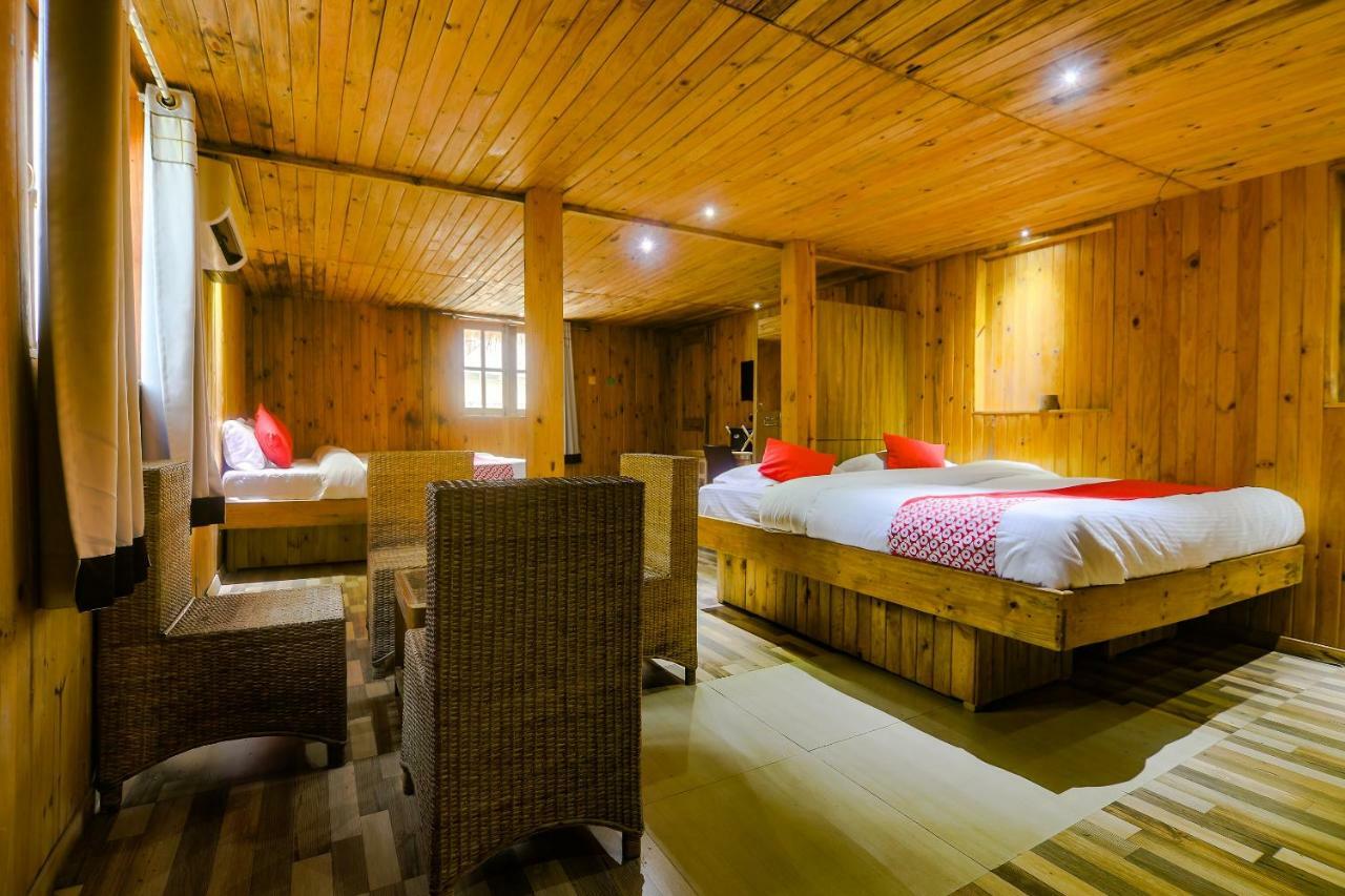Oyo 36006 Eastern Retreat Hotel Nunmati Buitenkant foto